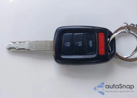 2017 Honda Accord Lx z USA, uszkodzony, nr VIN 1HGCR2F35HA094836